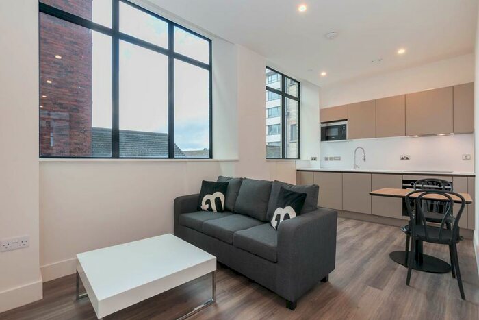 Apartment To Rent In The Lightwell, Cornwall Street, Birmingham, B3