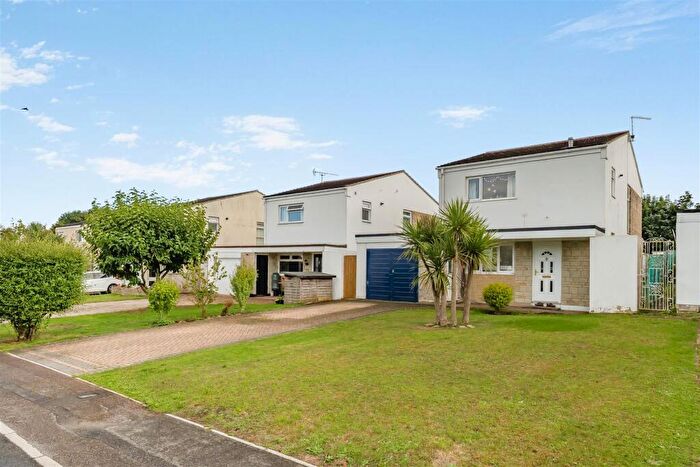 4 Bedroom Detached House For Sale In Clift Close, Corsham, SN13