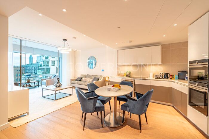 3 Bedroom Flat To Rent In Beechmore House, Electric Boulevard, London, SW8