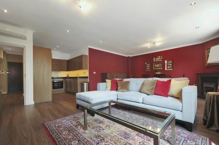 3 Bedroom Flat To Rent In Sutherland Avenue, Maida Vale, London, W9