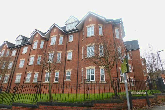 2 Bedroom Flat To Rent In Badger Avenue, Crewe, CW1
