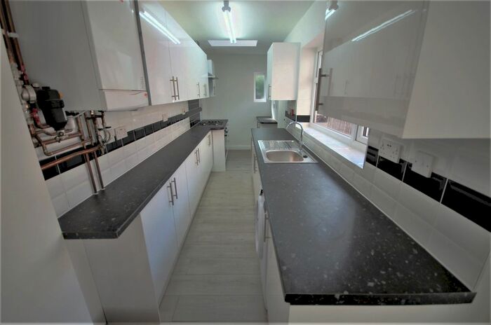 5 Bedroom End Of Terrace House To Rent In Nicholls Street, Coventry, CV2