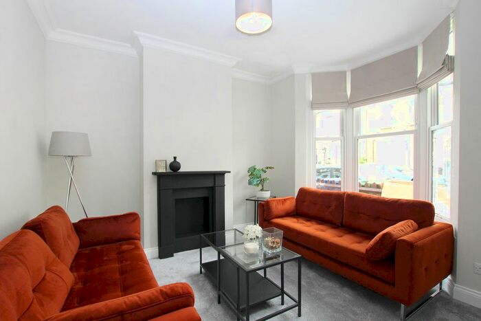 4 Bedroom Terraced House To Rent In Pennethorne Road, London, SE15