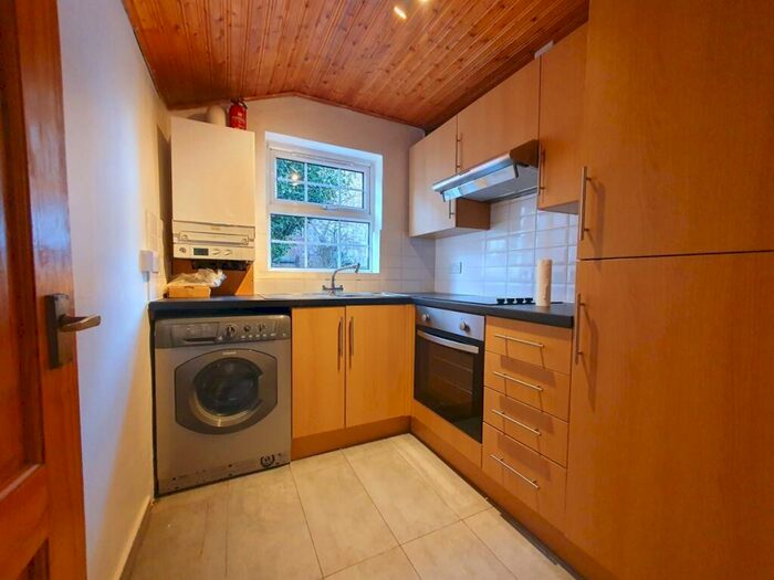 2 Bedroom Terraced House To Rent In Gloucester Terrace, Southgate, N14