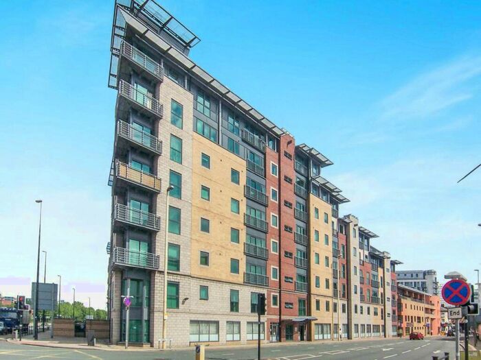 1 Bedroom Flat To Rent In City Point, Chapel Street, City Centre, Salford, M3