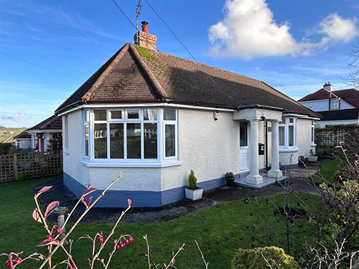 3 Bedroom Bungalow For Sale In South Molton, EX36