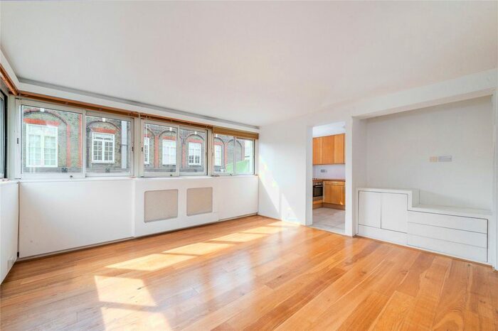 1 Bedroom Flat To Rent In Ingestre Court, Ingestre Place, W1F