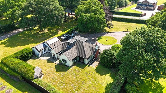 4 Bedroom Bungalow For Sale In Dunstan Lane, Burton, Neston, CH64