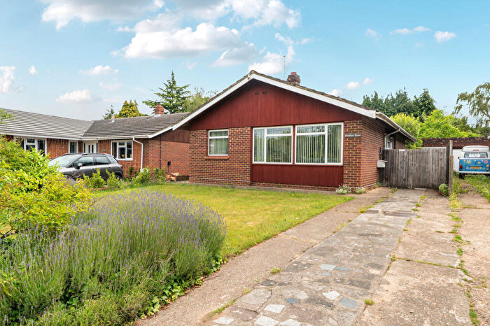 3 Bedroom Detached Bungalow For Sale In Chavey Down Road, Bracknell, RG42