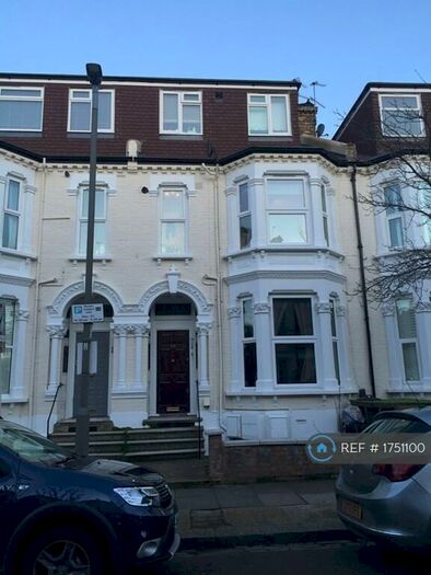 1 Bedroom Flat To Rent In Ravenslea Road, London, SW12