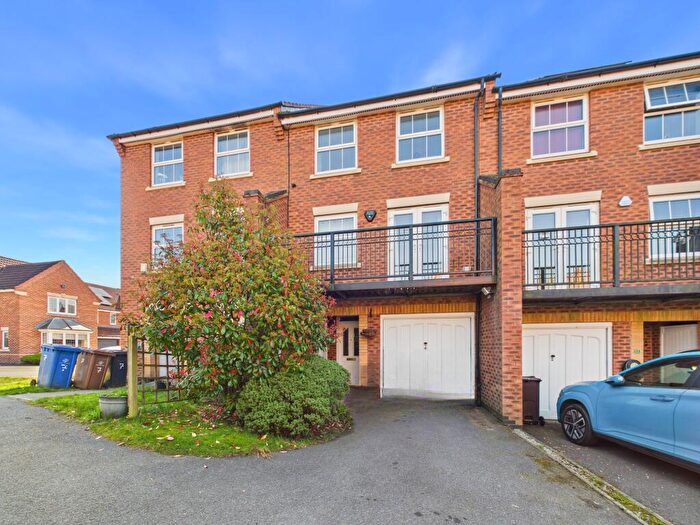 4 Bedroom Town House For Sale In Verona Way, Chellaston, DE73