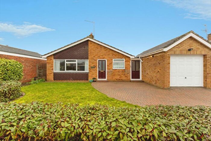 4 Bedroom Bungalow For Sale In St. Leonards Close, Wymondham, Norfolk, NR18