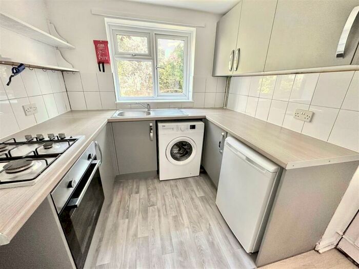 5 Bedroom Terraced House To Rent In Campbell Street, St Pauls, Bristol, BS2