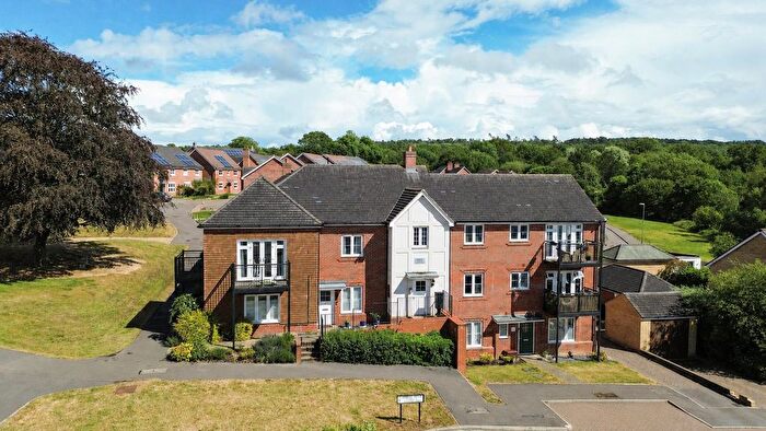 2 Bedroom Maisonette For Sale In Allamand Close, Church Crookham, Fleet, GU52