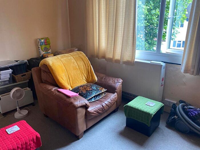 1 Bedroom Apartment To Rent In Bexley Road, Erith, DA8