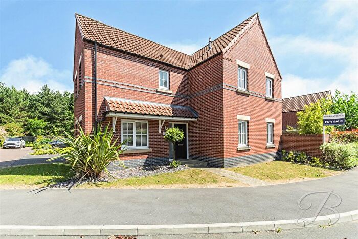 4 Bedroom Detached House For Sale In Kingfisher Way, Ollerton, Newark, NG22