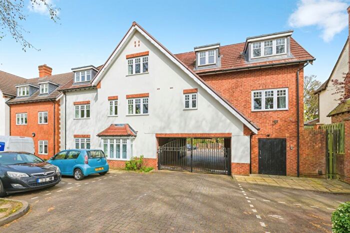 2 Bedroom Apartment For Sale In Goldieslie Road, Sutton Coldfield, B73