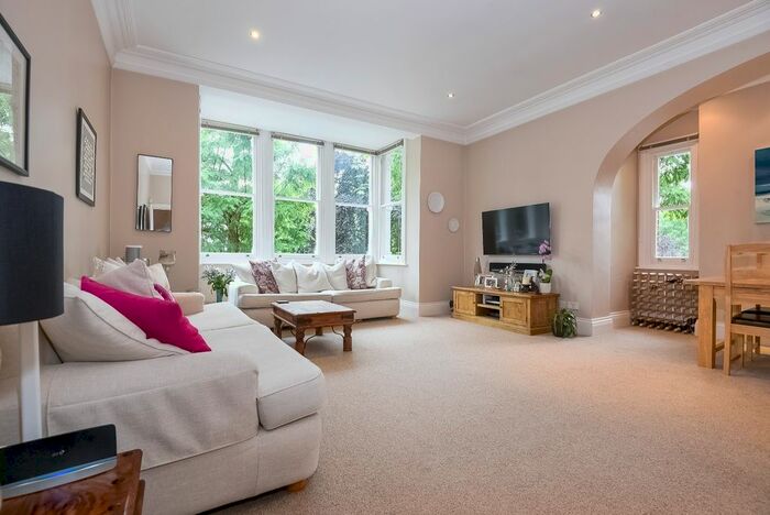 2 Bedroom Flat To Rent In Westcombe Park Road, London SE3