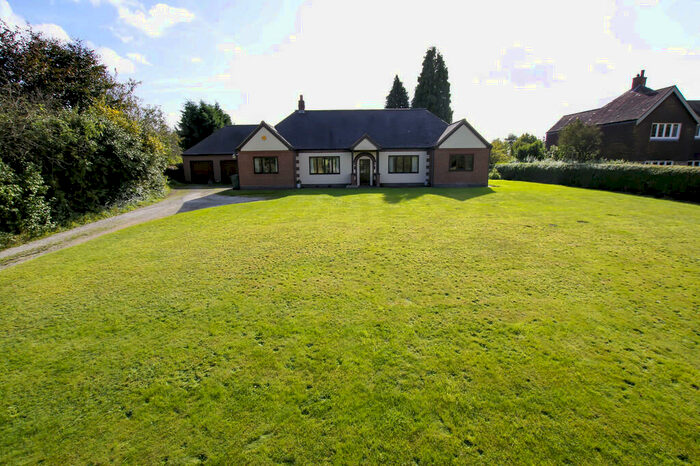 3 Bedroom Detached Bungalow For Sale In Grangewood Road, Netherseal, DE12