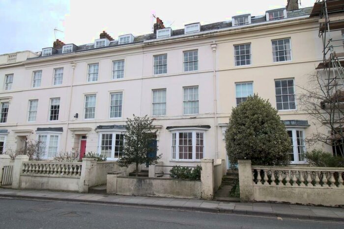 1 Bedroom Flat To Rent In London Road, Canterbury Ref -, CT2