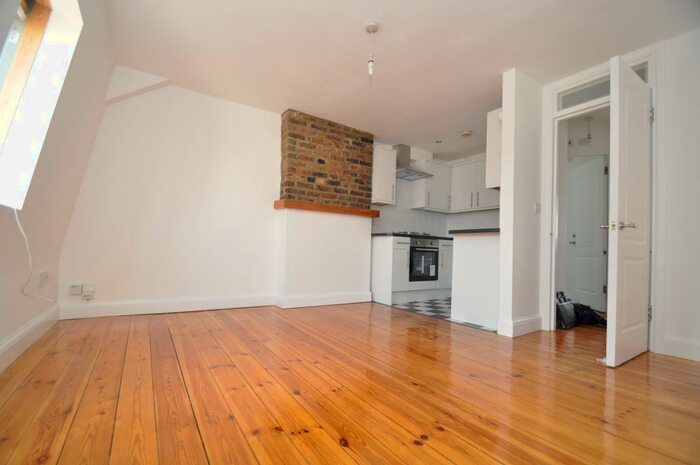 1 Bedroom Flat To Rent In Marlborough Road, Upper Holloway, N19
