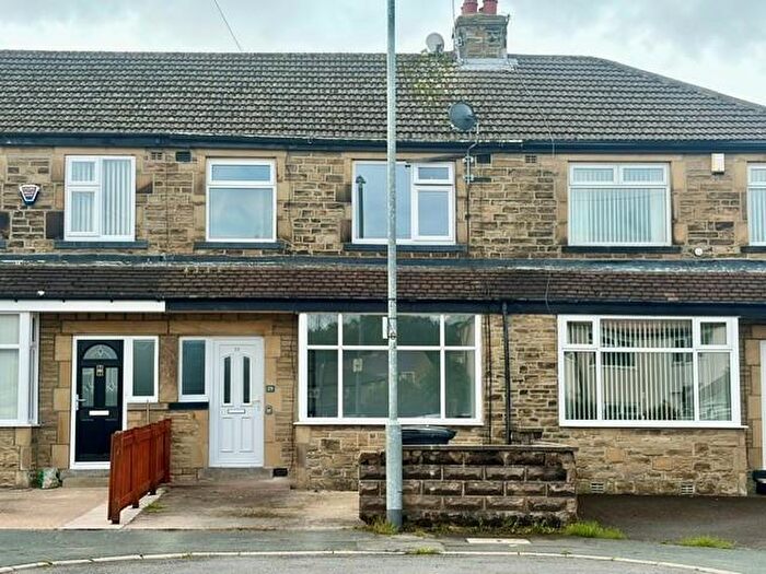3 Bedroom Terraced House To Rent In Newlands Grove, Halifax, HX3