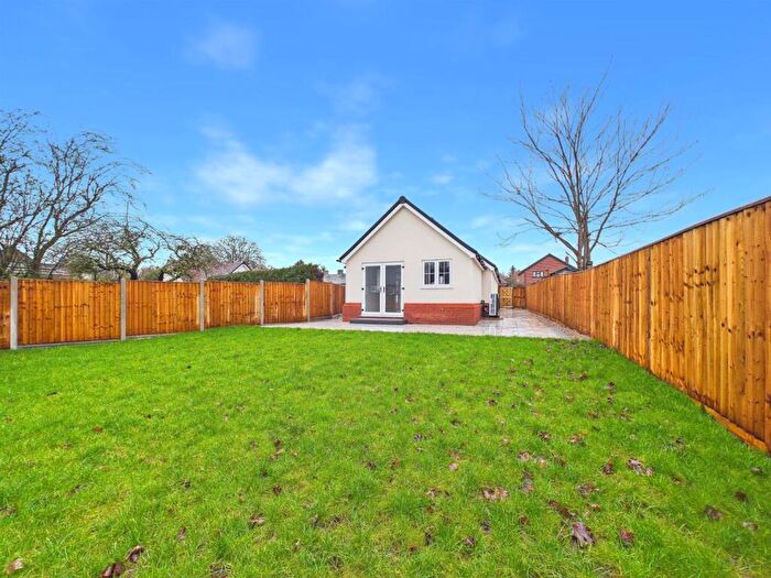 3 Bedroom Semi-Detached Bungalow To Rent In Ascot Lodge, Long Melford, CO10