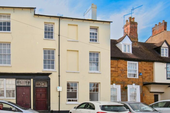 Property To Rent In Market Square, Daventry, NN11