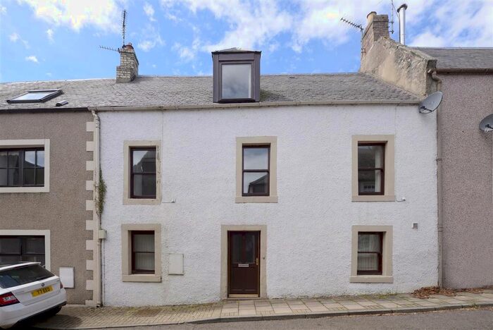 3 Bedroom Town House For Sale In Gourlays Wynd, Duns, TD11