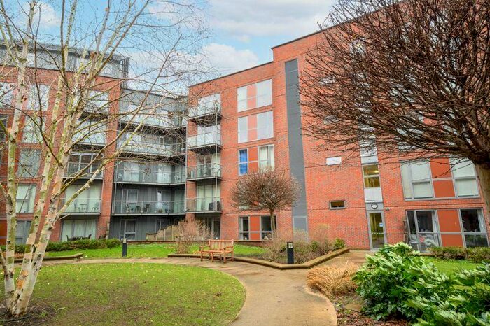 2 Bedroom Flat To Rent In The Heart, Walton-on-Thames, KT12