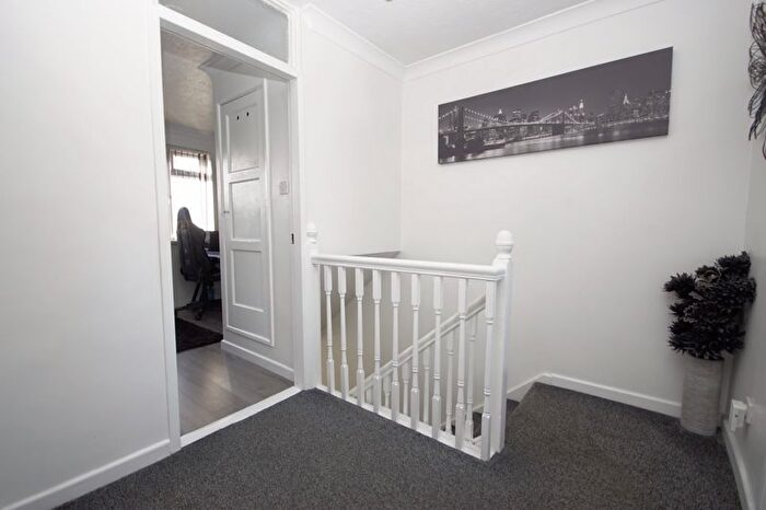 3 Bedroom Terraced House For Sale In Elmore Road, Lee-On-The-Solent, PO13