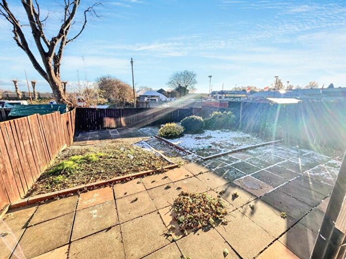 3 Bedroom Terraced House For Sale In Hillheads Road, Whitley Bay, Tyne And Wear, NE25