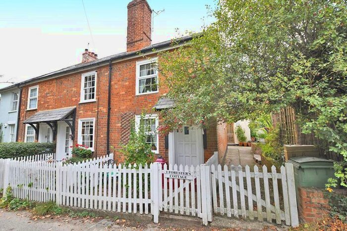 2 Bedroom Cottage For Sale In George Street, Hunton, Maidstone, ME15