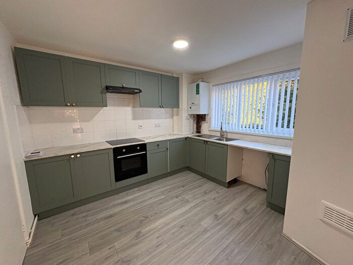 2 Bedroom Flat To Rent In Binswood Close, Coventry, CV2