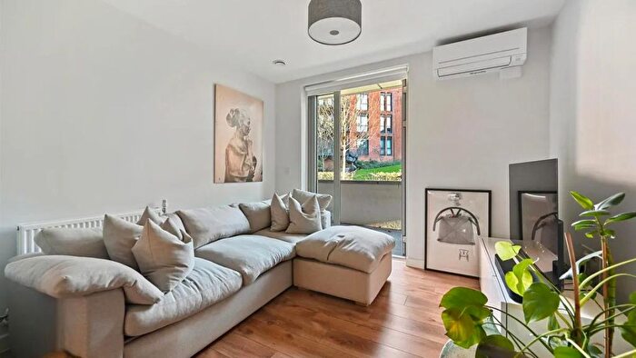 1 Bedroom Flat For Sale In London Aw, London, NW3