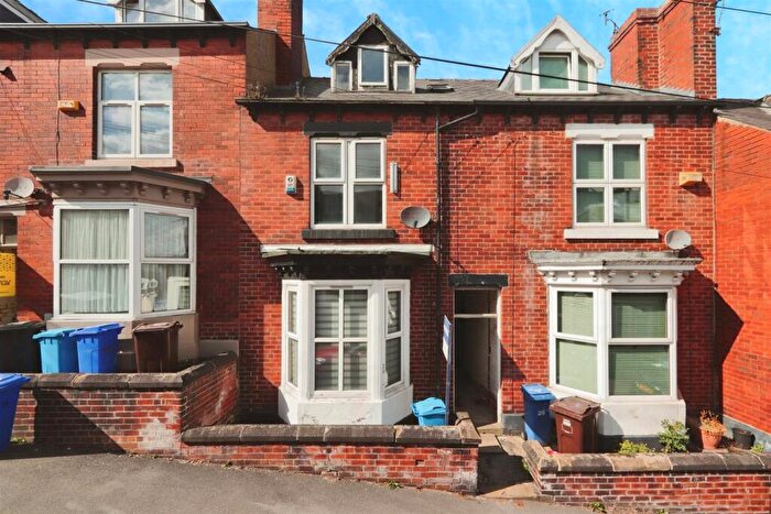 5 Bedroom Terraced House For Sale In Hunter House Road, Sheffield, S11