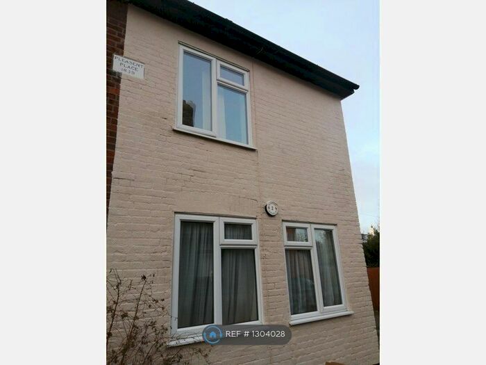 2 Bedroom Semi-Detached House To Rent In Pleasant Place, Mistley, Manningtree CO11