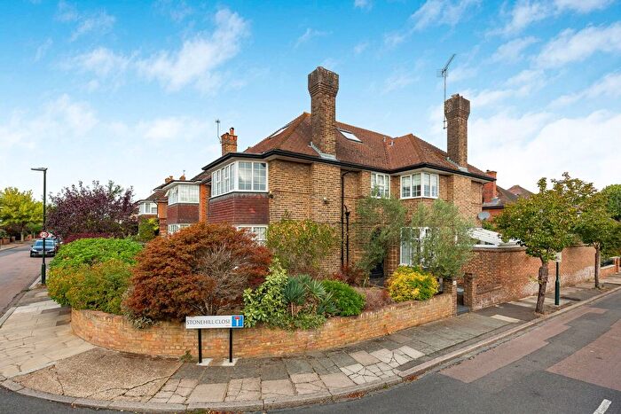5 Bedroom Detached House For Sale In Stonehill Road, London, SW14