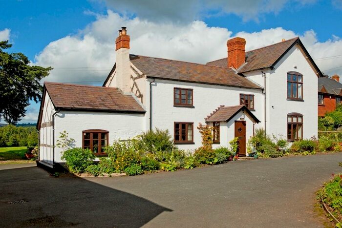 4 Bedroom Detached House To Rent In Burley Gate House, Burley Gate, HR1