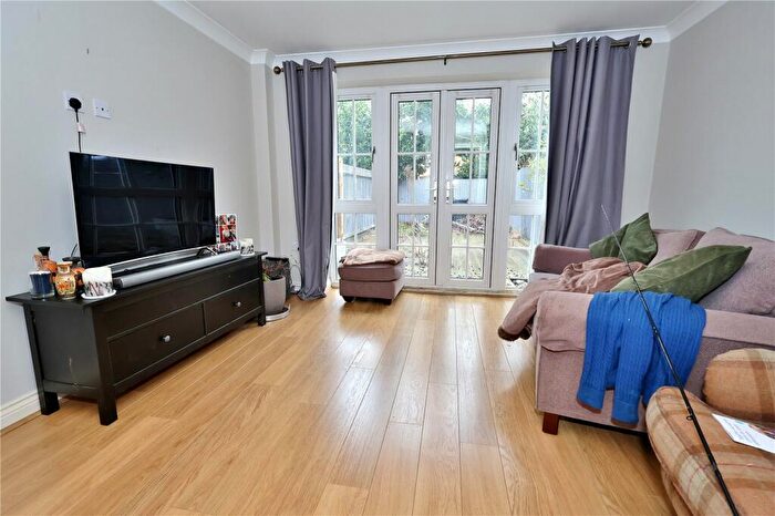 3 Bedroom Terraced House For Sale In Derisley Close, Byfleet, West Byfleet, Surrey, KT14