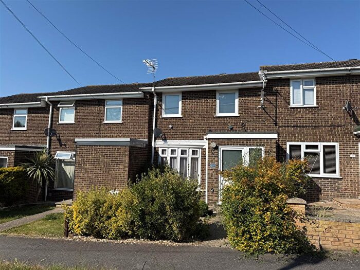 3 Bedroom Property To Rent In Broadway, Gillingham, ME8