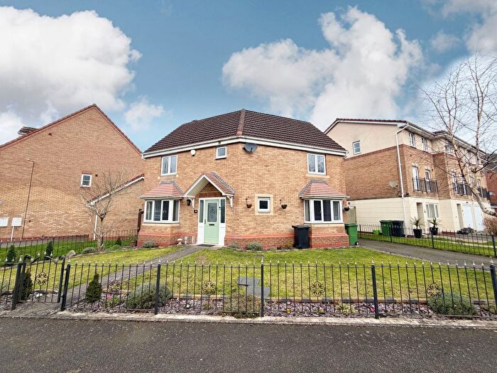 3 Bedroom Detached House For Sale In Racemeadow Crescent, Dudley Wood, Netherton, Dudley, DY2