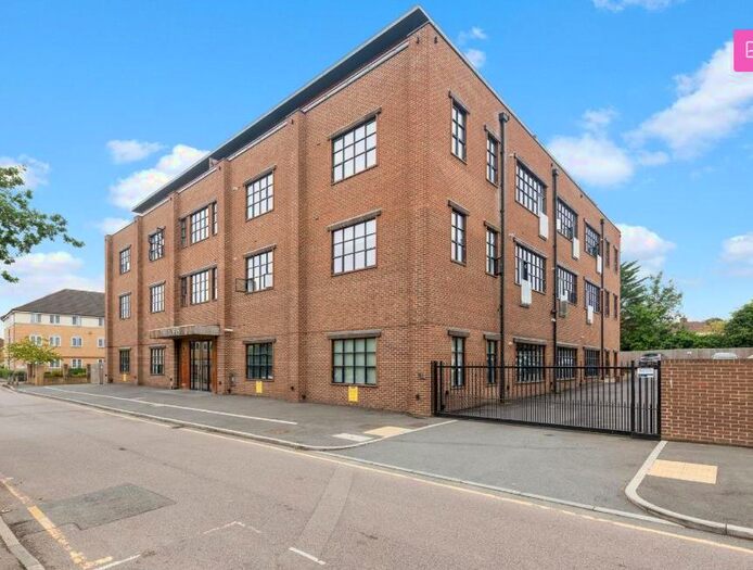 1 Bedroom Apartment To Rent In Grenville Place, Mill Hill, NW7