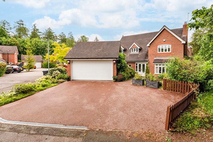 4 Bedroom Detached House For Sale In Forest Glade, Kettering, NN16