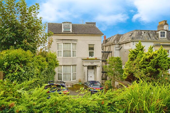 4 Bedroom Flat For Sale In Lonsdale Villas, Plymouth, Devon, PL4