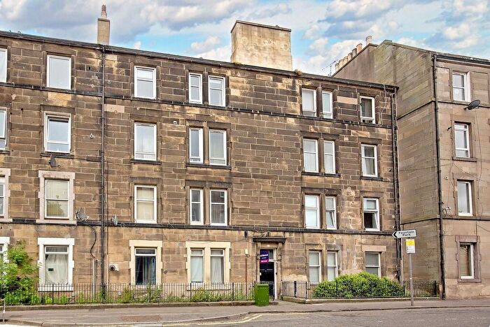 1 Bedroom Flat To Rent In Westfield Road, Edinburgh, EH11