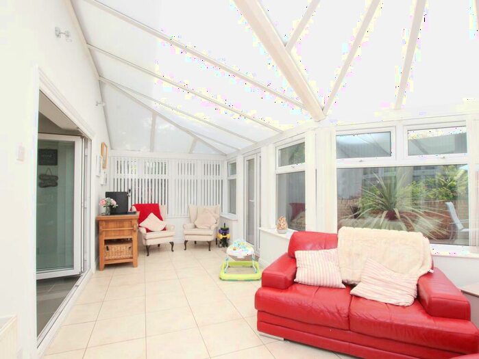 5 Bedroom Detached House For Sale In Graig Y Mynydd, Gelliseren, Tonyrefail, CF39