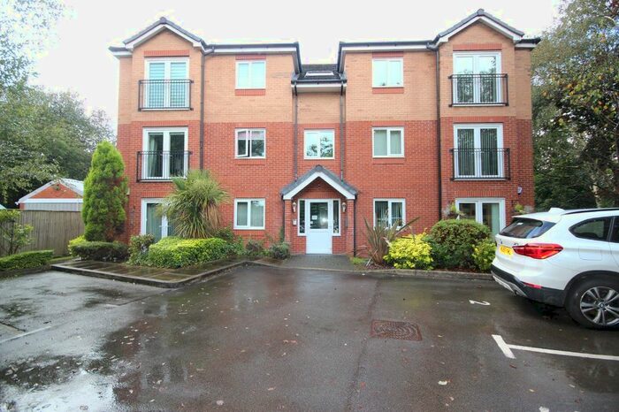 2 Bedroom Flat To Rent In Newhart Grove, Worsley, M28