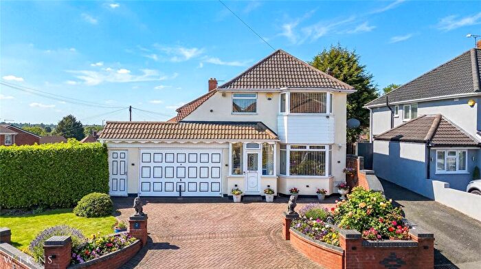 3 Bedroom Detached House For Sale In Fir Tree Close, Birmingham, West Midlands, B44