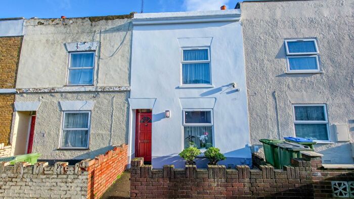 3 Bedroom Terraced House For Sale In Sandy Hill Road, Woolwich, London, SE18